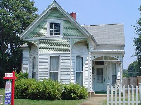 1894 Victorian: Shingle photo